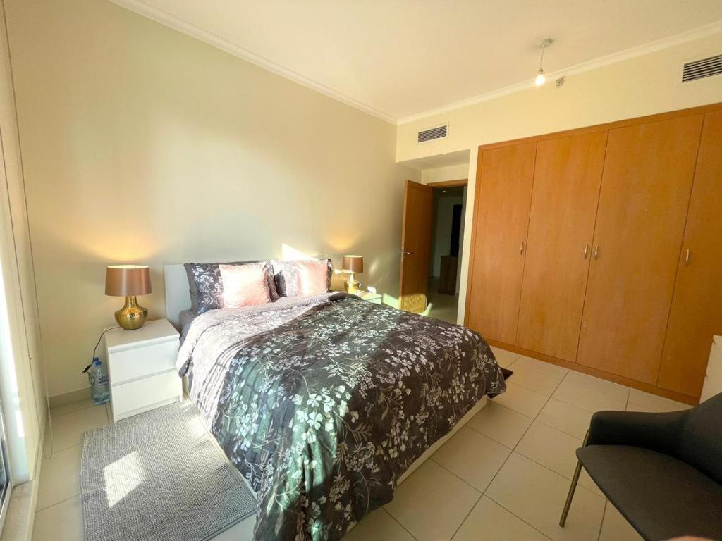 Apartment Bright & Shine Rose 1bdr Fountain View Dubai